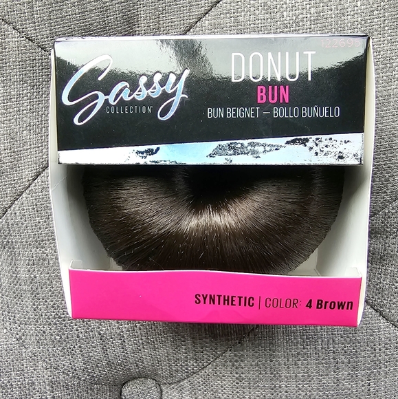 Hair accessory - Picture 1 of 6